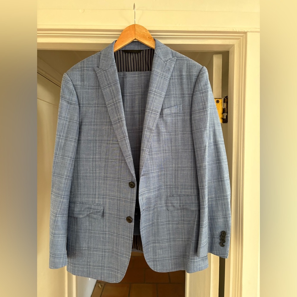 Suit
